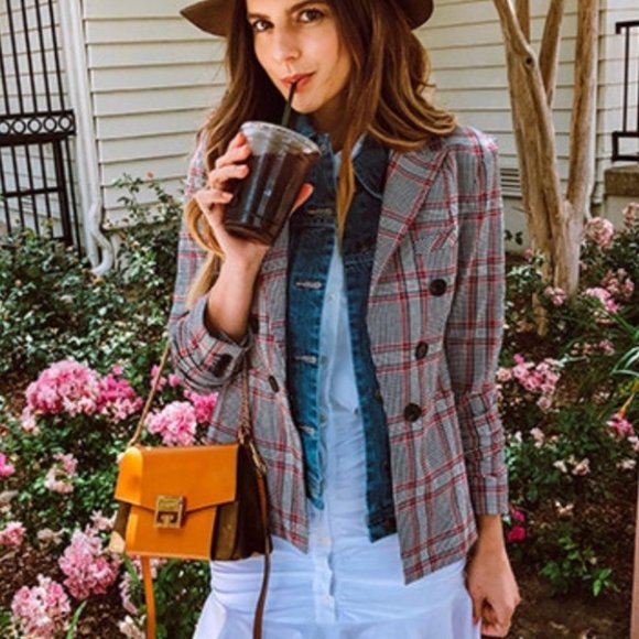 veronica beard caldwell